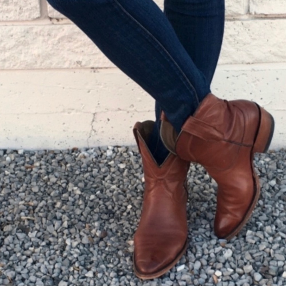 Tecovas “The Penny” Western Boots in Bourbon Calf
